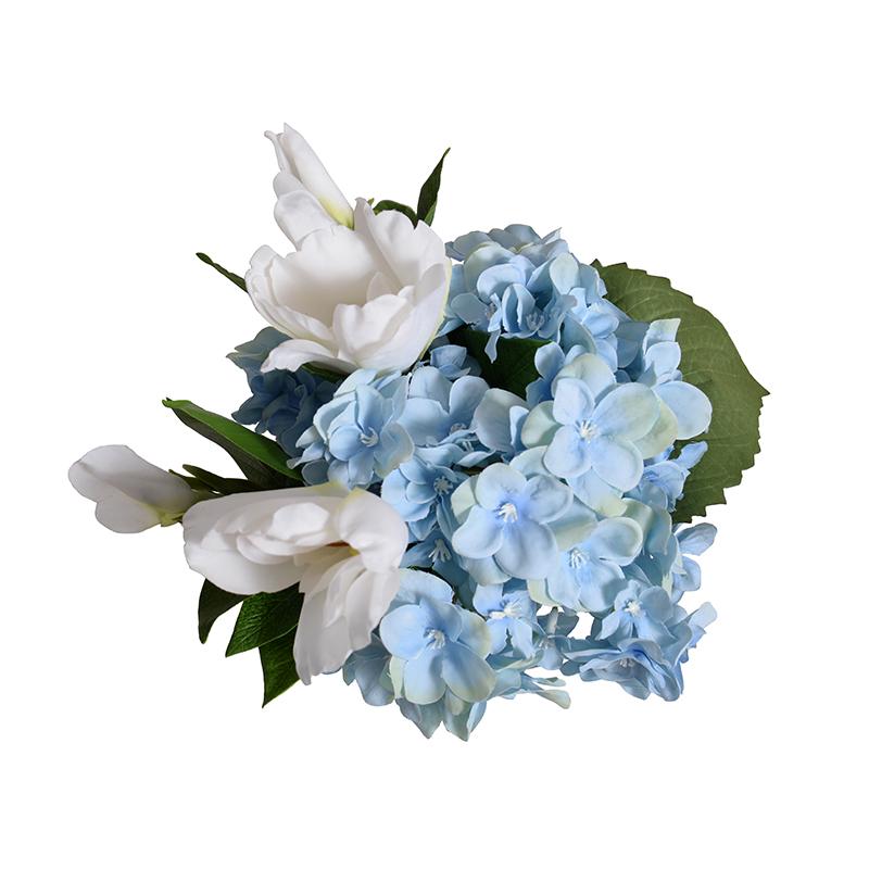 Hydrangea and Gardenia Cutting in Glass