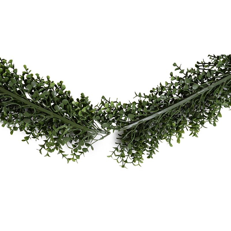 Boxwood 20" garland section